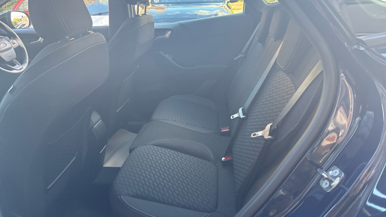 Ford Puma 1.0 EcoBoost Hybrid mHEV Titanium 5dr Petrol Hatchback